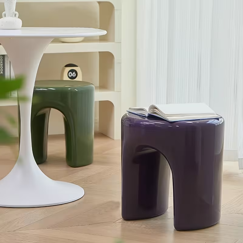 Classic Nordic style round shoe changing stool