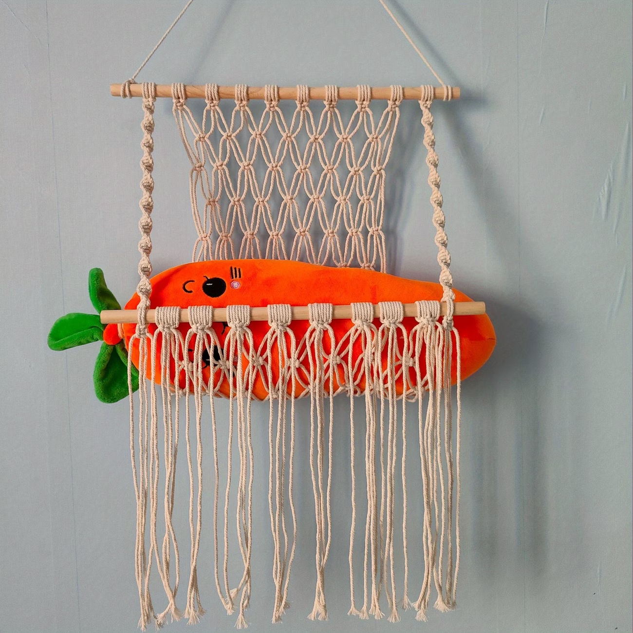 Handmade woven rope storage rack, simple decoration, wall-mounted mesh bag
